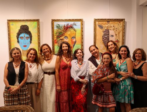 Puerto Sotogrande colabora con Fresco Marina en un taller de collares con piedras semipreciosas